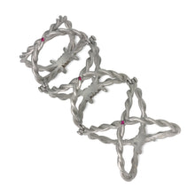 Load image into Gallery viewer, Full-Finger Hinged Barbed Wire Ring