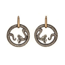 Load image into Gallery viewer, Queen of Scots Earrings