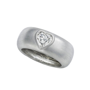 Gravity Ring With Heart-Shaped Diamond