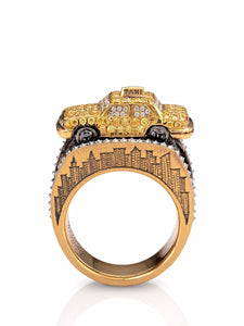 Maneater Ring: NYC Taxi and Passenger